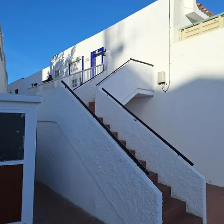 Casa Aita - Refurbished With Unparalleled Sea View شقة